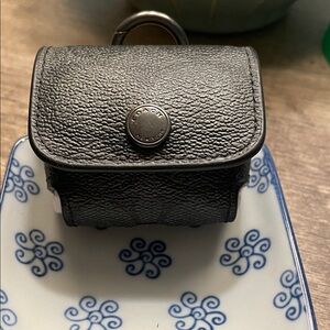 Coach Wireless Earbud Case - Gunmetal Charcoal Black Signature C Canvas - New